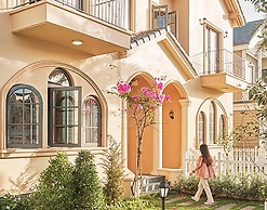 Novaworld Resort & Villas