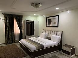 Islanders Lounge and Hotel