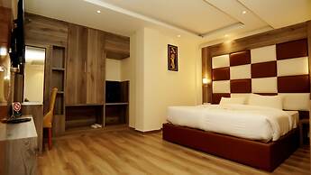 The Jungle Mountain Retreat