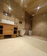 The Jungle Mountain Retreat