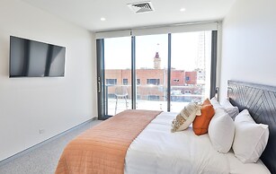Indulge Apartments City View Penthouses
