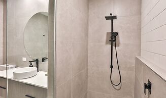Indulge Apartments City View Penthouses