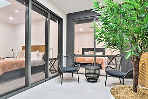 Indulge Apartments City View Penthouses