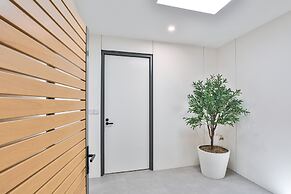 Indulge Apartments City View Penthouses