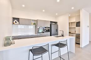 Indulge Apartments City View Penthouses