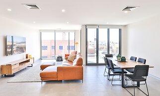 Indulge Apartments City View Penthouses