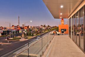 Indulge Apartments City View Penthouses