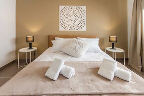 Exceptional Sunlit Apart Marsaskala Bay