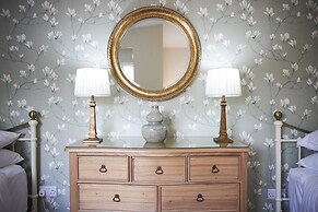 Luxury Lodges in Doolin Village