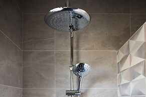 Luxury Lodges in Doolin Village