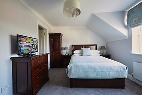 Luxury Lodges in Doolin Village