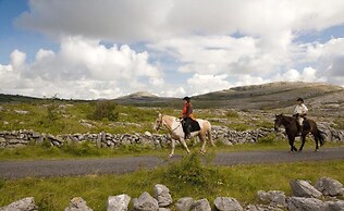 Luxury Lodges in Doolin Village