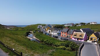 Luxury Lodges in Doolin Village