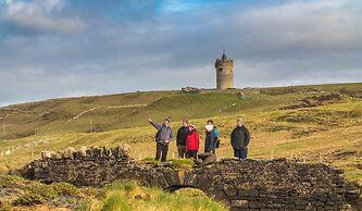 Luxury Lodges in Doolin Village