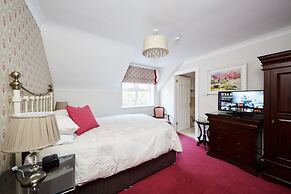 Luxury Lodges in Doolin Village