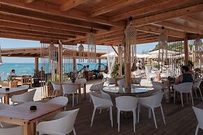 Del Mare Beach Hotel