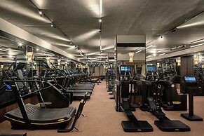 Stradom House, Autograph Collection