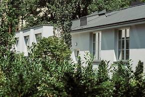 Stradom House, Autograph Collection