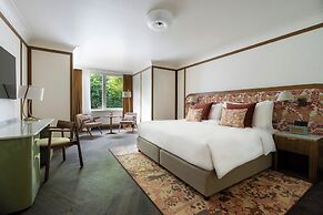 Stradom House, Autograph Collection