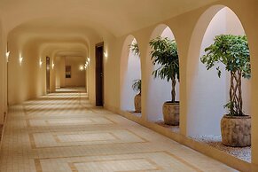 Stradom House, Autograph Collection