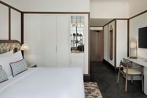 Stradom House, Autograph Collection