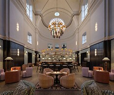 Stradom House, Autograph Collection