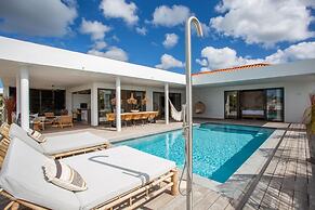 Luxurious Villa Reef With Private Pool