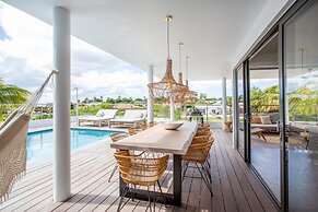 Luxurious Villa Reef With Private Pool