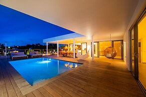 Luxurious Villa Reef With Private Pool