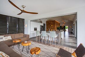 Luxurious Villa Coconut With Private Pool