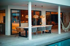 Luxurious Villa Coconut With Private Pool