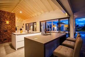 Luxurious Villa Coconut With Private Pool