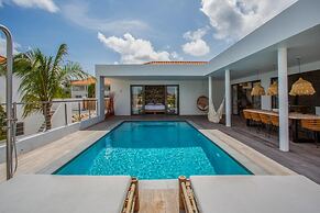 Luxurious Villa Flamingo With Private Pool