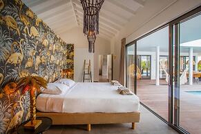 Luxurious Villa Flamingo With Private Pool