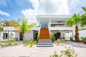 Luxurious Villa Flamingo With Private Pool