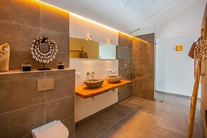 Luxurious Villa Flamingo With Private Pool