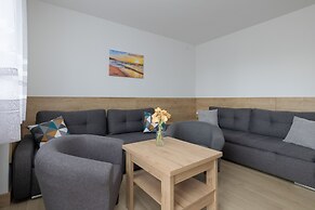 Villa Szamotulanka by Renters