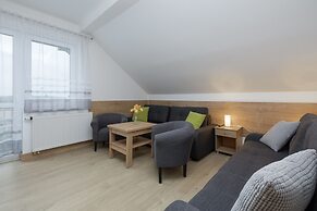 Villa Szamotulanka by Renters