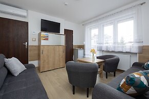 Villa Szamotulanka by Renters