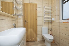 Villa Szamotulanka by Renters