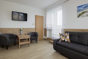 Villa Szamotulanka by Renters