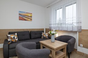 Villa Szamotulanka by Renters