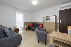 Villa Szamotulanka by Renters