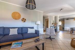 Luxury Garden Villa with Heated Pool