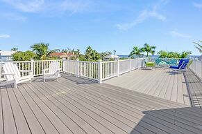 Murmond 5 Bedroom Home by RedAwning