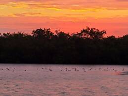 Holley House 4 Bedroom Home by RedAwning