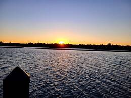 Holley House 4 Bedroom Home by RedAwning