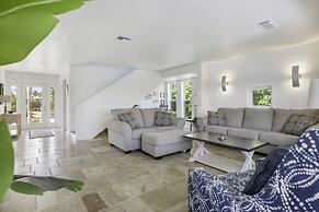 Holley House 4 Bedroom Home by RedAwning