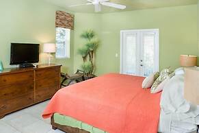 Conch 4 Bedroom Townhouse by RedAwning