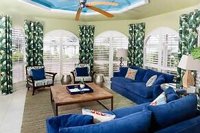 Conch 4 Bedroom Townhouse by RedAwning